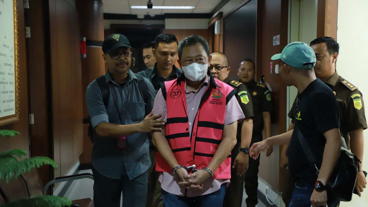 hendry-lie-segera-diadili-terkait-korupsi-timah-kerugian-negara-capai-rp-300-triliun